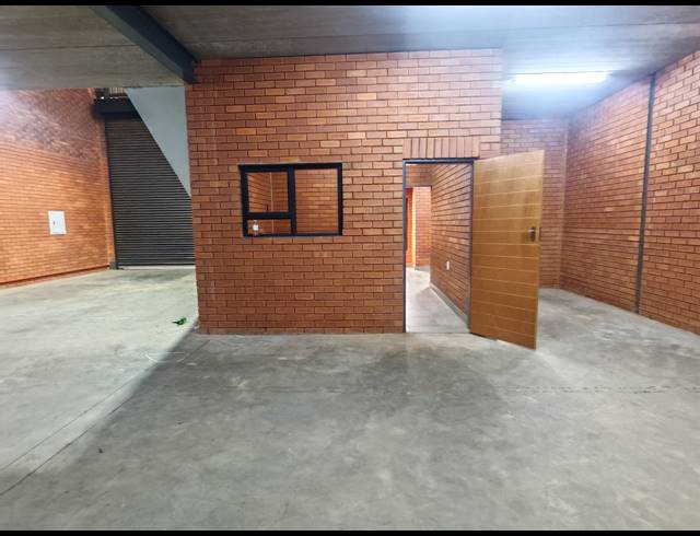 243M² WAREHOUSE TO LET IN ORMONDE
